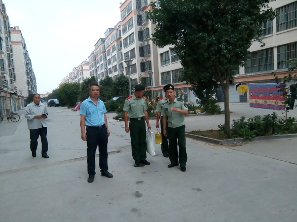 汶上县武警中队与西门社区军民共建结成对子